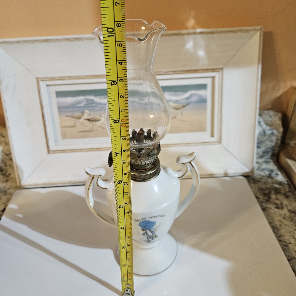 Holly Hobbie Oil Lamp - Picture 3 of 5